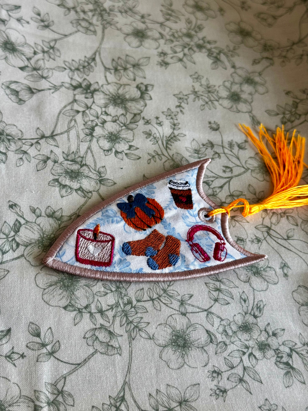 In The Hoop Bag Tag Embroidery Design Bundle, Puffy Foam Key Fob Applique (Digital Download)